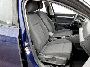 VW Golf Life 1.5 eTSI ACT DSG mild hyb thumbnail