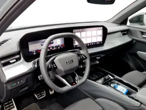 Audi Q3 35 TFSI thumbnail