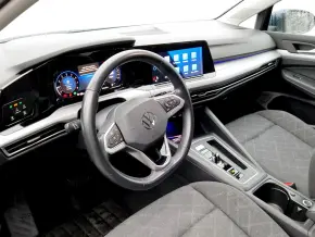 VW Golf Life 1.5 eTSI ACT DSG mild hyb thumbnail