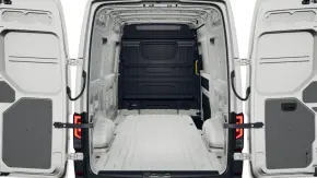 Crafter 3.5 Furgon L3H3 FWD 103kW thumbnail