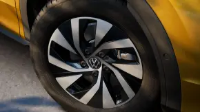 Noul T-Roc Life 1.5 eTSI DSG thumbnail