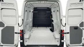 Crafter 3.5 Furgon L4H3 FWD 103kW thumbnail