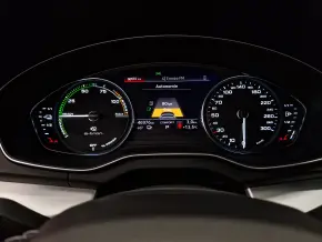 Q5 S line 55 TFSI e quattro thumbnail