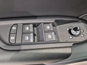 Q5 Advanced 50 TFSI e quattro thumbnail