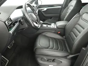 Touareg R-Line TDI 4MOTION thumbnail