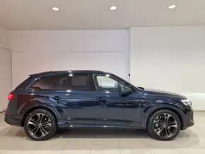 Q7 S line 55 TFSI e quattro 290 kW/394CP thumbnail