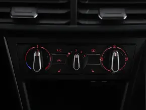 Noul Polo Comfortline 1.0 TSI DSG, 4 usi thumbnail