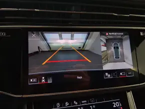 Audi Q8 PI 55 TFSI quattro thumbnail