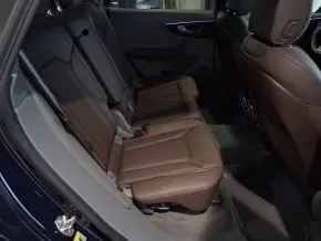 Audi Q8 PI 55 TFSI quattro thumbnail