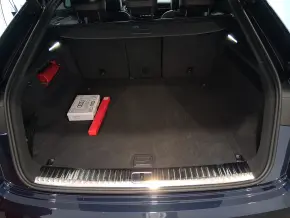 Audi Q8 PI 55 TFSI quattro thumbnail