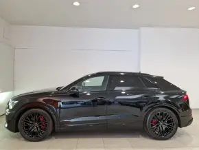 Q8 PI 55 TFSI quattro thumbnail