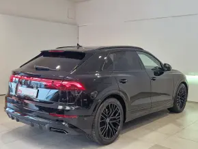 Q8 PI 55 TFSI quattro thumbnail