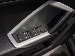 Audi Q3 Sportback 35 TFSI thumbnail
