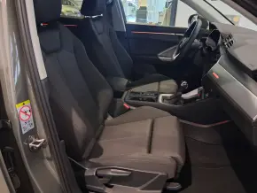 Audi Q3 Sportback 35 TFSI thumbnail