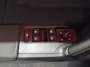 CUPRA Noul CUPRA Leon 1.5 eTSI DSG7 mild hy thumbnail