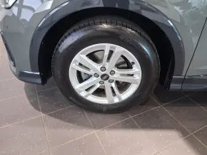 Audi Q3 Sportback 35 TFSI thumbnail