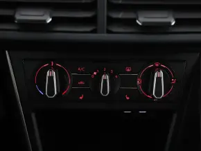 Noul Polo Comfortline 1.0 TSI DSG, 4 usi thumbnail