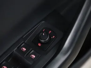 Noul Polo Comfortline 1.0 TSI DSG, 4 usi thumbnail