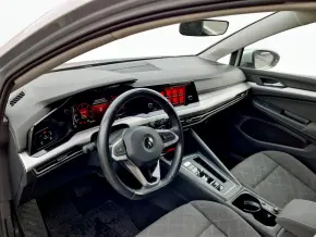 VW Golf Variant Life 2.0 TDI DSG thumbnail