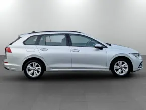 VW Golf Variant Life 2.0 TDI DSG thumbnail