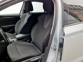 Škoda Octavia Ambition 2.0 TDI DSG thumbnail