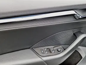 Škoda Octavia Ambition 2.0 TDI DSG thumbnail