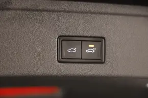 Touareg R-Style V6 TDI thumbnail