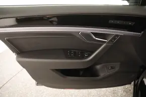 Touareg R-Style V6 TDI thumbnail