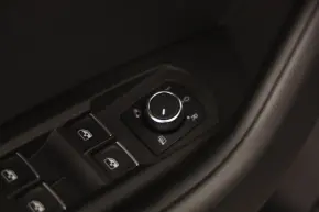 Touareg R-Style V6 TDI thumbnail