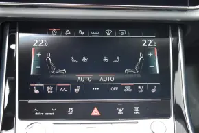 Audi Q8 PI 55 TFSI quattro thumbnail