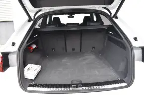Audi Q8 PI 55 TFSI quattro thumbnail