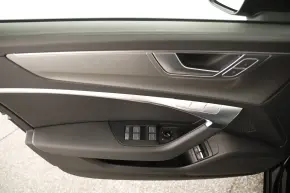 A6 Design 50 TFSI e quattro 220 kW/299CP thumbnail