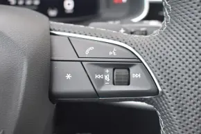 Audi Q8 PI 55 TFSI quattro thumbnail