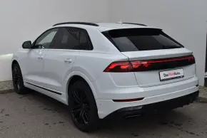 Audi Q8 PI 55 TFSI quattro thumbnail