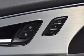Audi Q8 PI 50 TDI quattro thumbnail