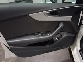 Audi A4 35 TFSI thumbnail