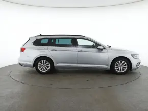 Passat Variant Business TDI DSG thumbnail