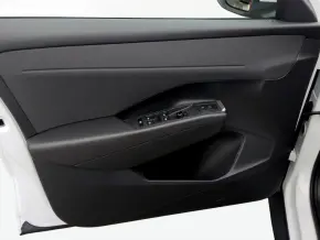 VW Noul T-Roc Life 1.5 eTSI DSG TD thumbnail