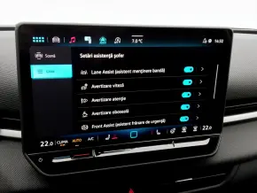 VW Noul T-Roc Life 1.5 eTSI DSG TD thumbnail