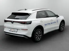 VW Noul T-Roc Life 1.5 eTSI DSG TD thumbnail