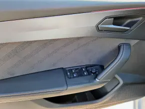 Noul CUPRA Leon 1.5 eTSI DSG7 mild hy thumbnail