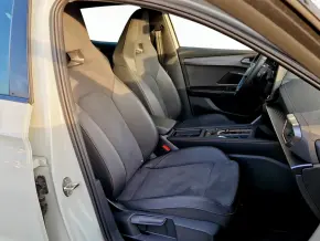 Noul CUPRA Leon 1.5 eTSI DSG7 mild hy thumbnail