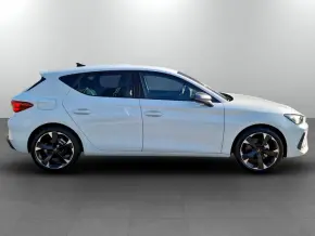 Noul CUPRA Leon 1.5 eTSI DSG7 mild hy thumbnail