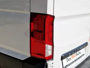 VW Crafter 3.5 Furgon L3H3 FWD 103kW thumbnail