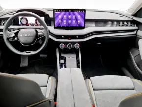 Superb Selection PHEV thumbnail