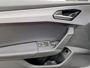 Leon Sportstourer FR e-HYBRID DSG6 thumbnail