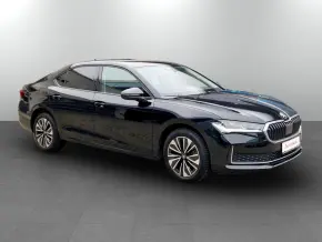 Superb Selection PHEV thumbnail