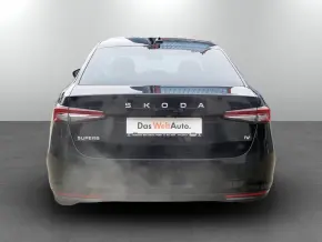 Superb Selection PHEV thumbnail