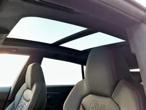 RSQ8 TFSI quattro thumbnail