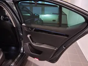 Škoda SUPERB L&K 2.0 TSI 4x4 DSG thumbnail